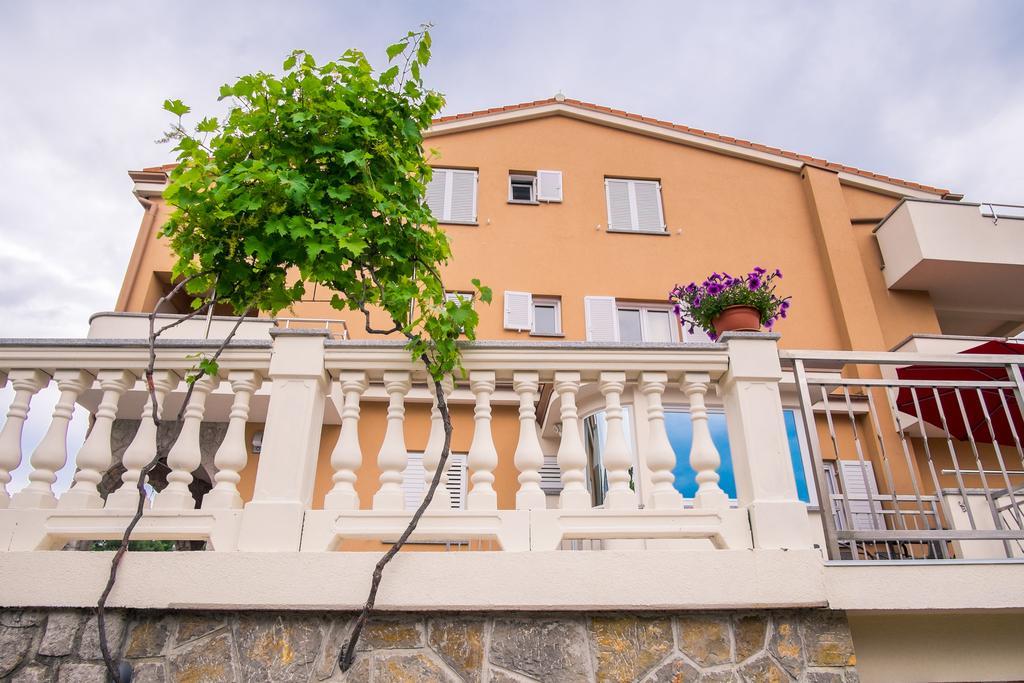 Apartments Vall Krk Town Εξωτερικό φωτογραφία