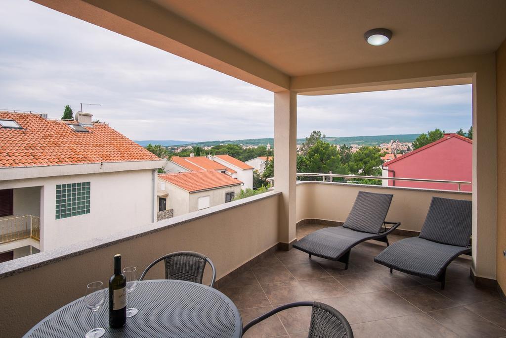 Apartments Vall Krk Town Εξωτερικό φωτογραφία