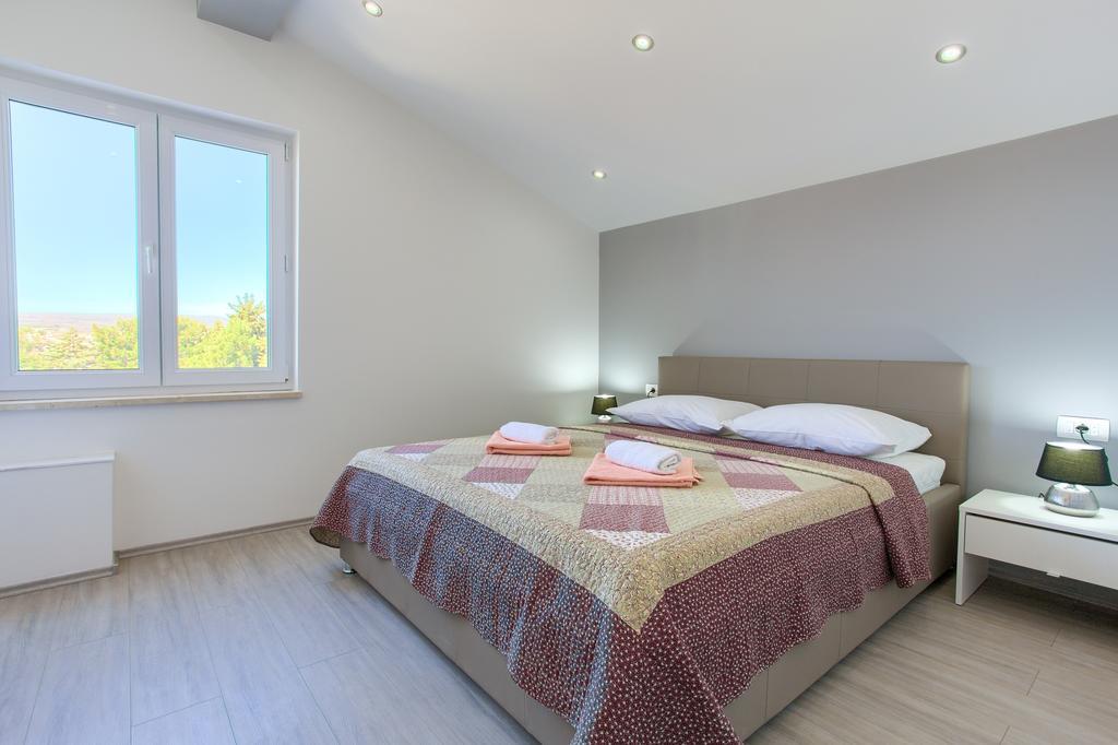 Apartments Vall Krk Town Εξωτερικό φωτογραφία