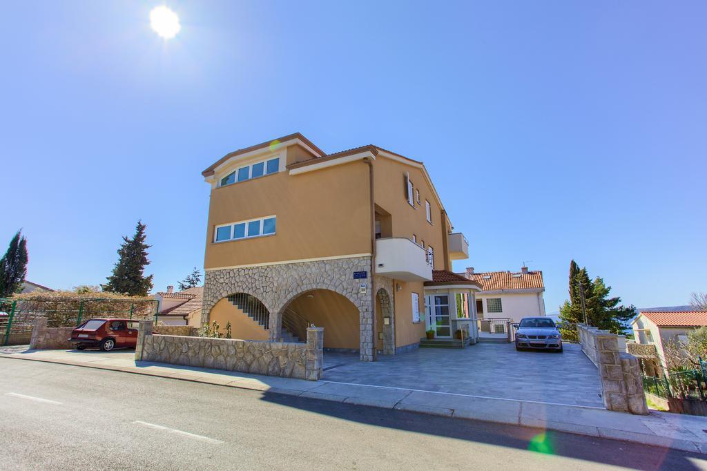 Apartments Vall Krk Town Εξωτερικό φωτογραφία