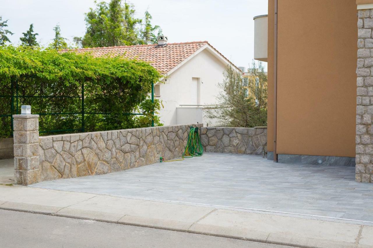 Apartments Vall Krk Town Εξωτερικό φωτογραφία